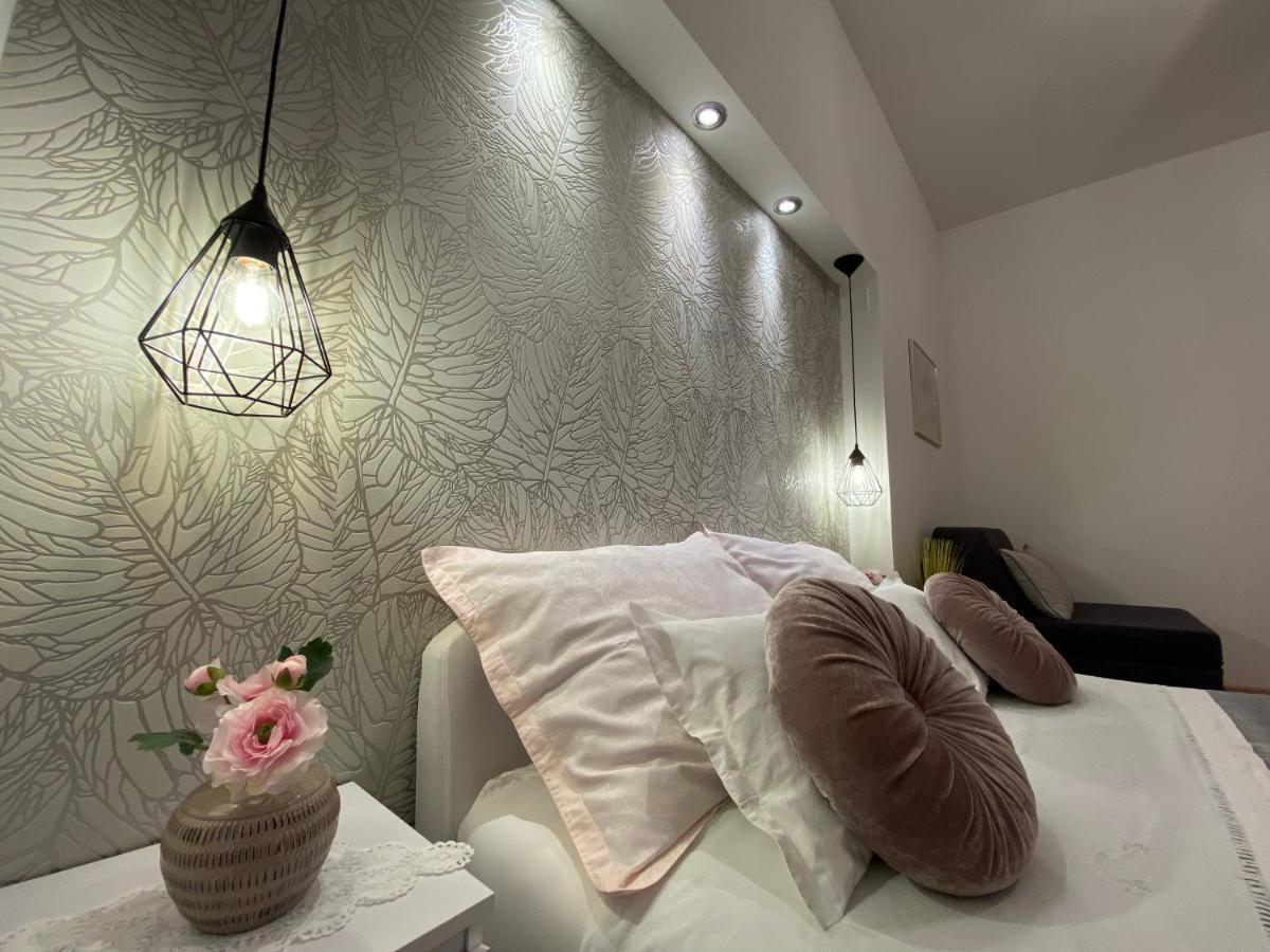 טרוגיר Apartment Sara מראה חיצוני תמונה